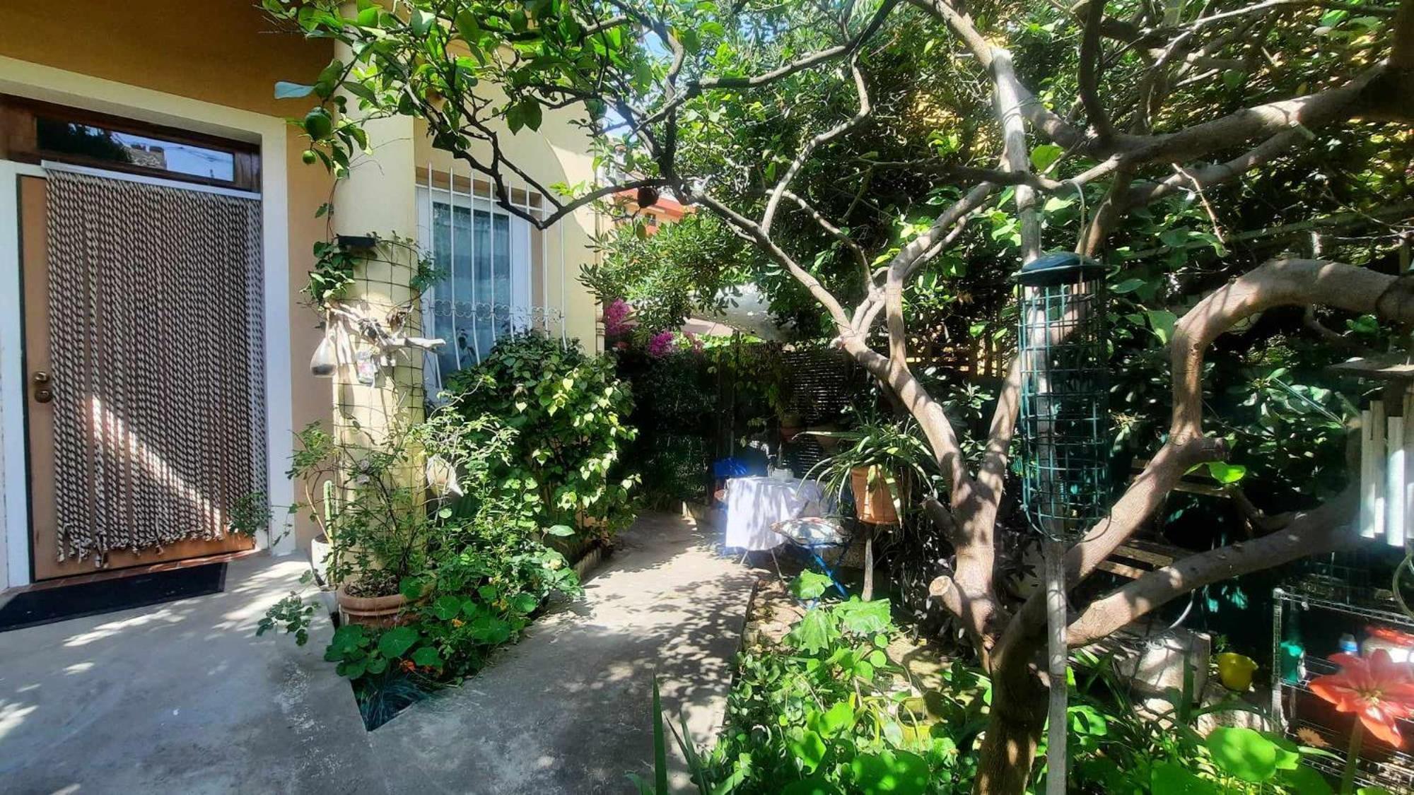 Les Violettes Apartment ม็องตง ภายนอก รูปภาพ