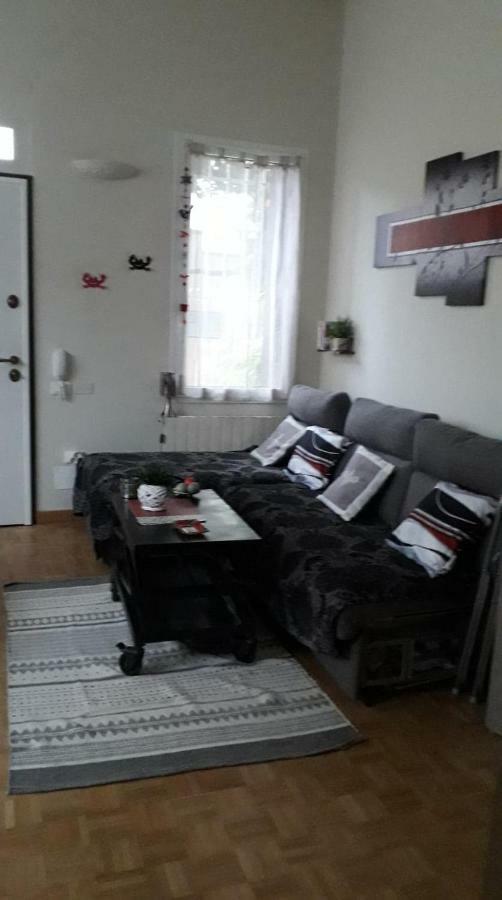 Les Violettes Apartment ม็องตง ภายนอก รูปภาพ