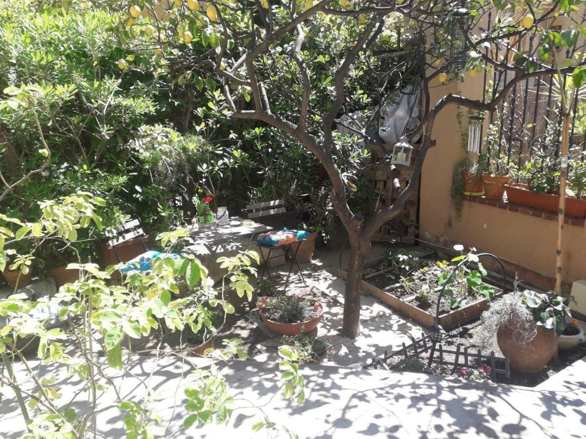 Les Violettes Apartment ม็องตง ภายนอก รูปภาพ